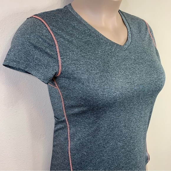 Large Everlast Grey Pink Athletic Tee Activewear T Shirt Stretch V Neck - Picture 9 of 9